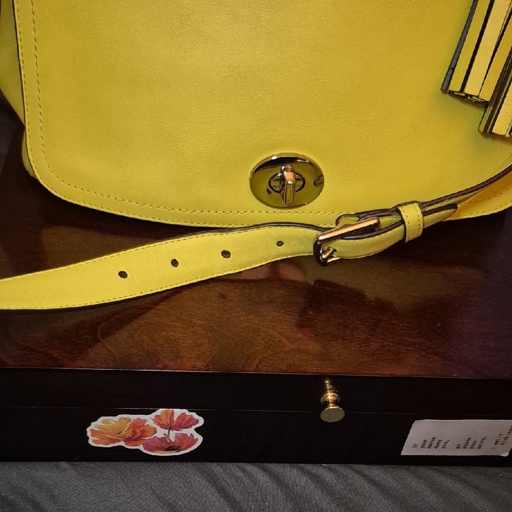 Coach Legacy Glove Tanned Leather Crossbody - Picture 10 of 12